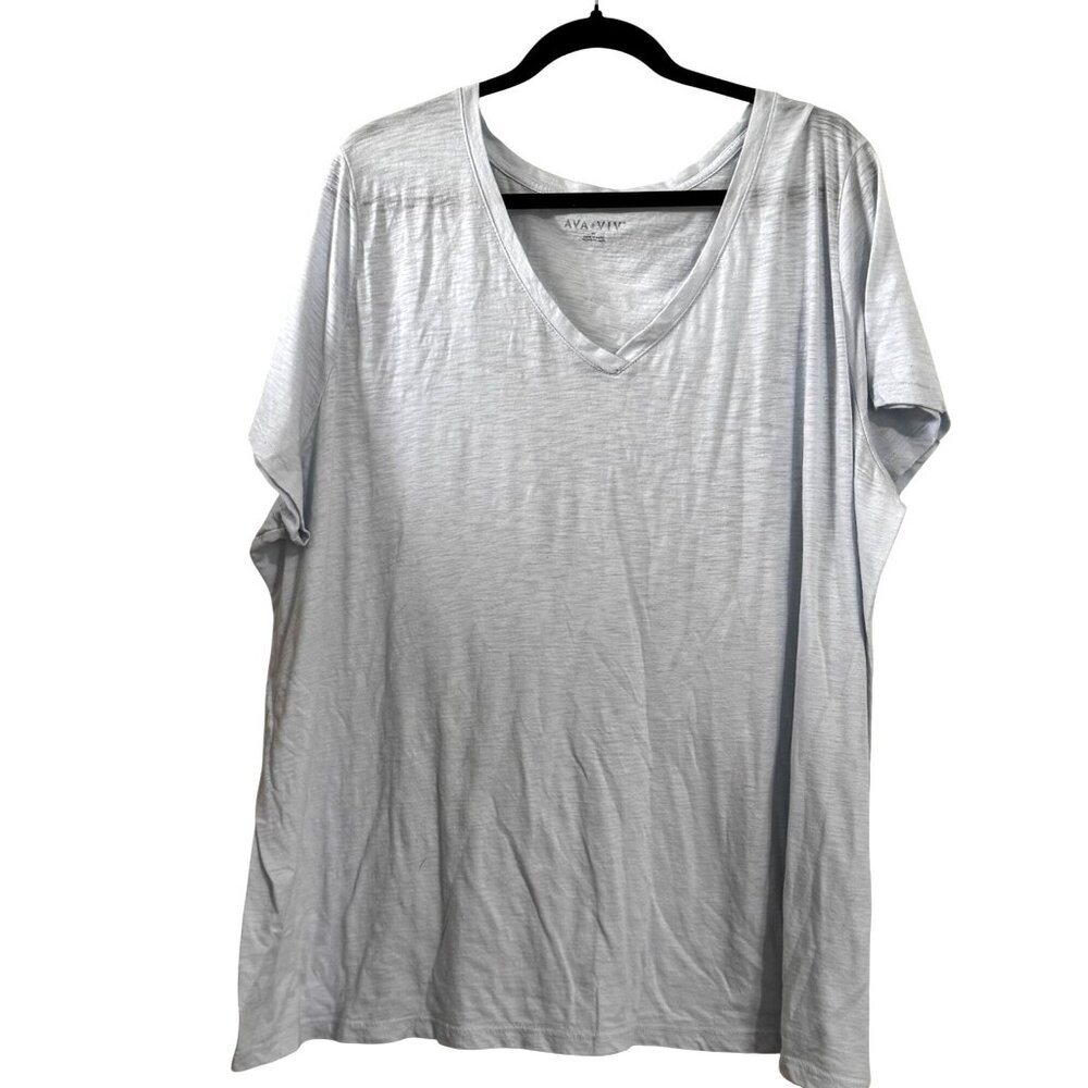 Ava & Viv Womens Plus Size Light Blue V-Neck T-Shirt